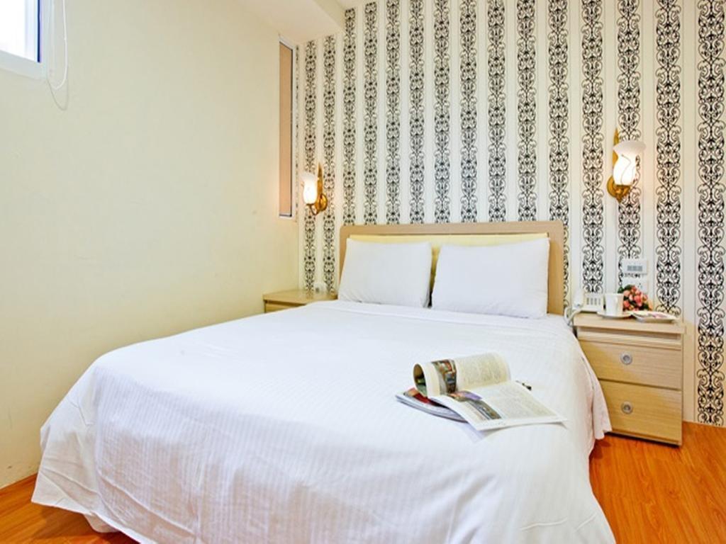 Green Park Commercial Hotel Tainan Room photo